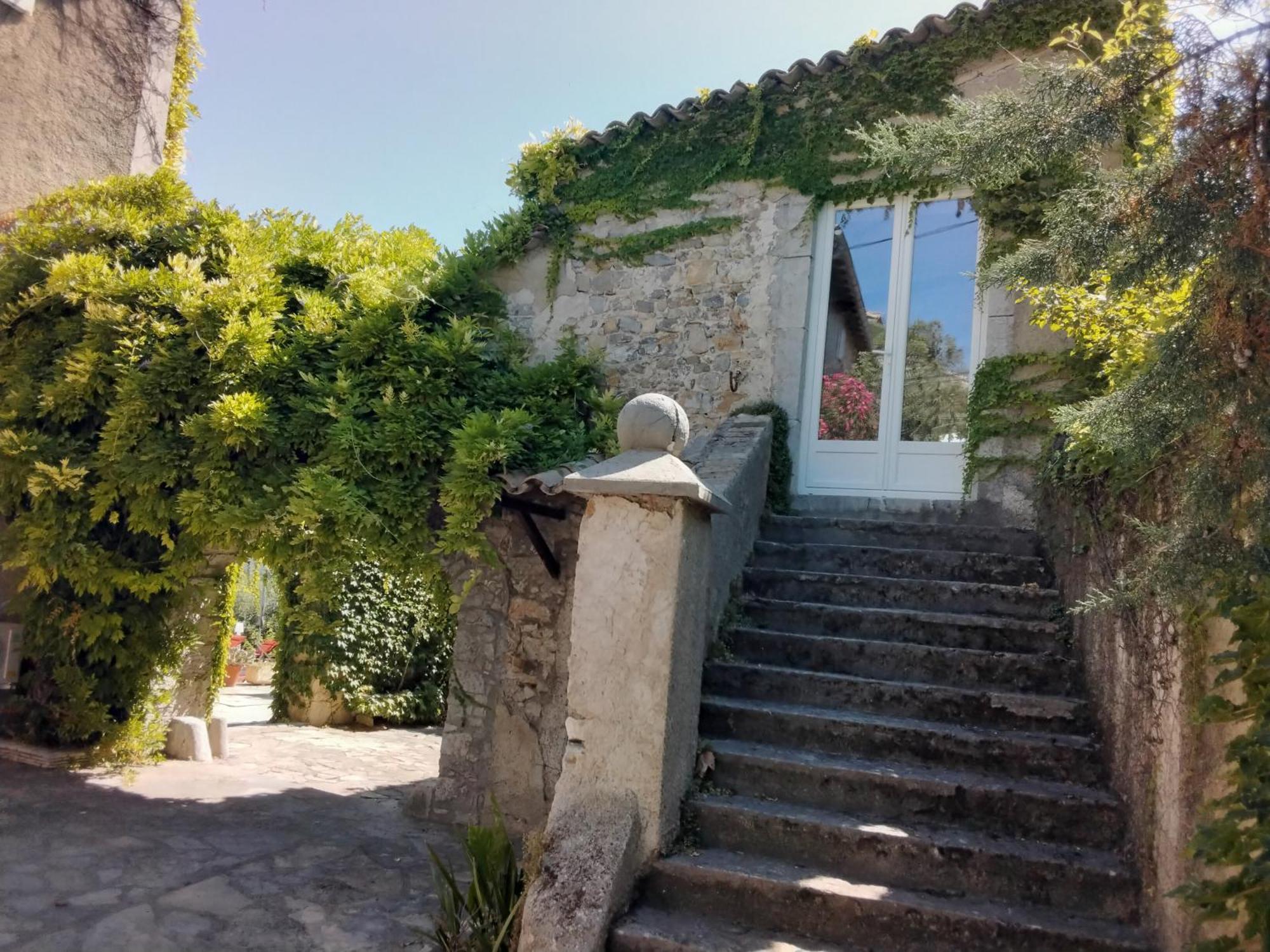 Le Domaine Du Soulier -Gite Et Chambres D'Hotes - La Maison Du Gardien Tornac Eksteriør billede